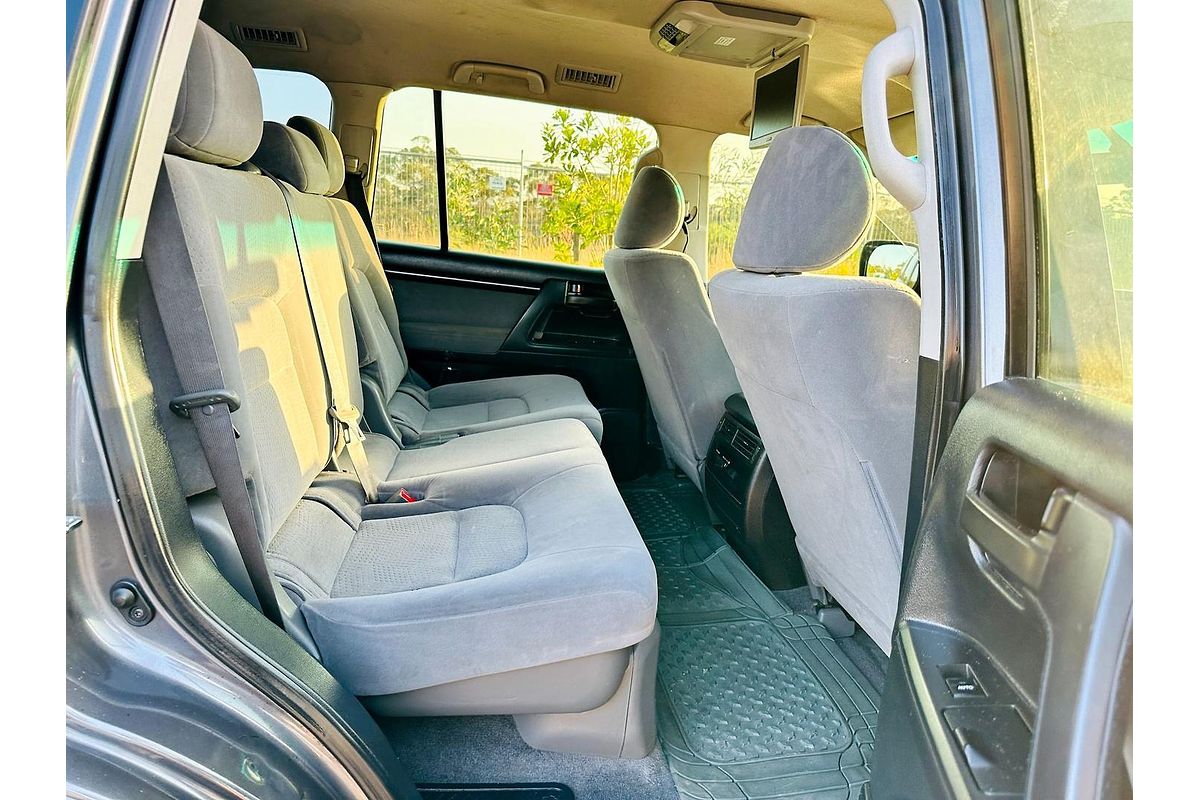 2007 Toyota Landcruiser VX UZJ200R