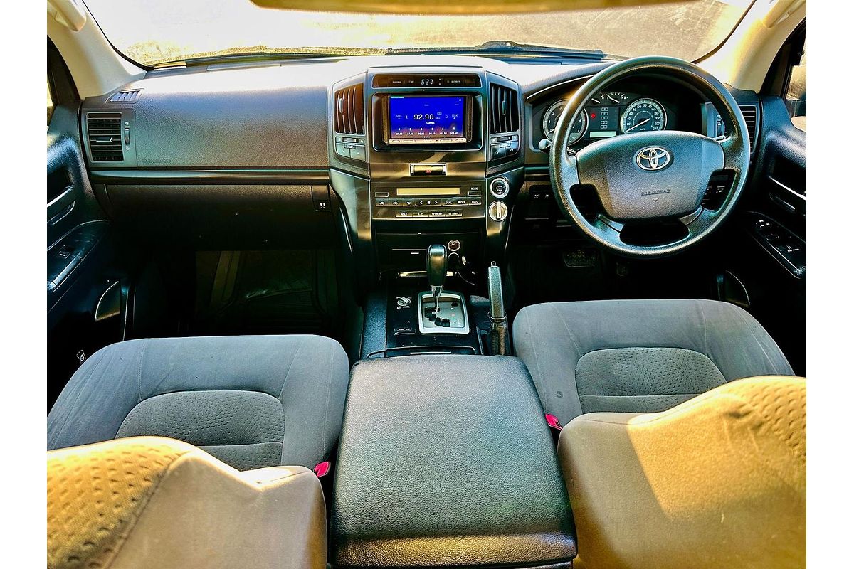 2007 Toyota Landcruiser VX UZJ200R