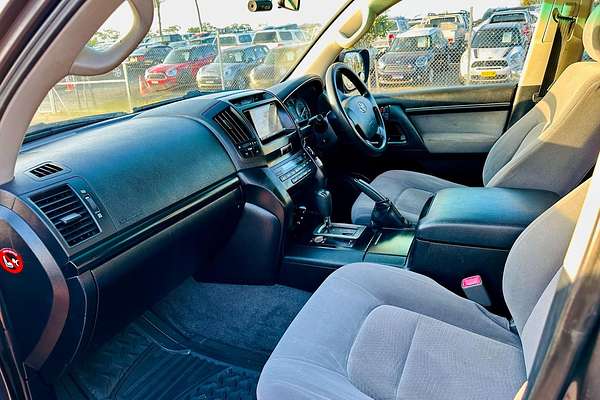 2007 Toyota Landcruiser VX UZJ200R