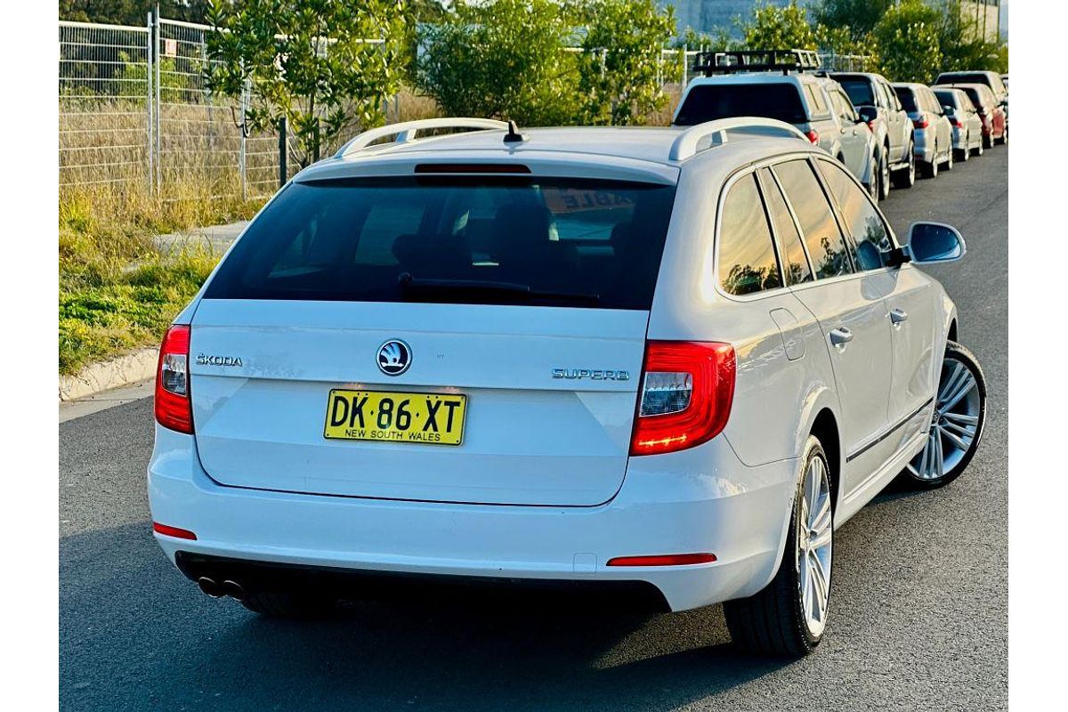 2014 SKODA Superb Elegance 125TDI 3T