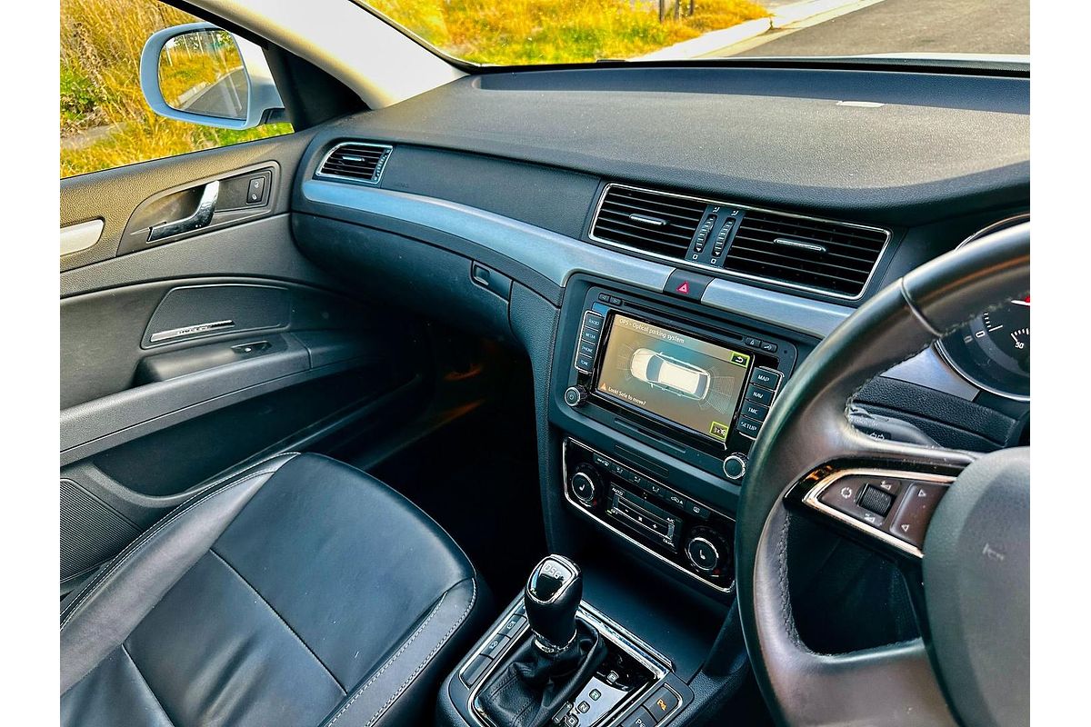 2014 SKODA Superb Elegance 125TDI 3T