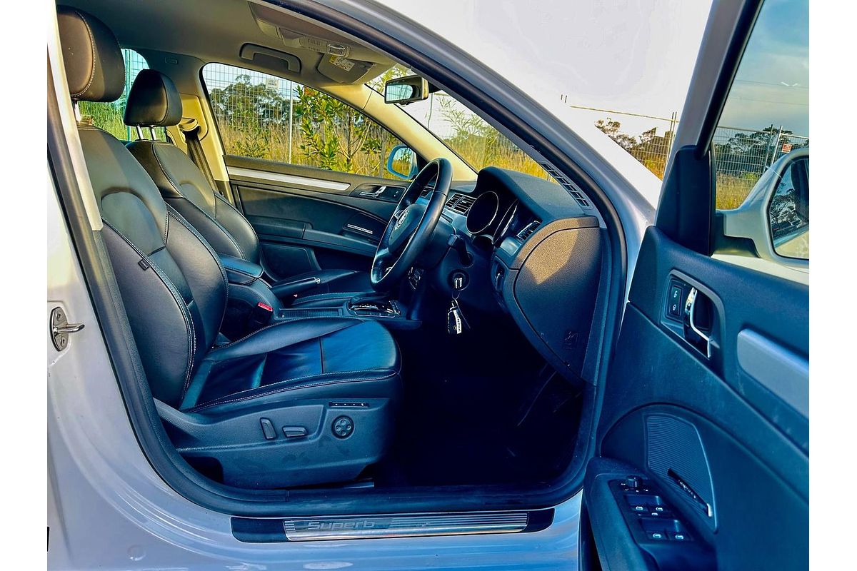 2014 SKODA Superb Elegance 125TDI 3T