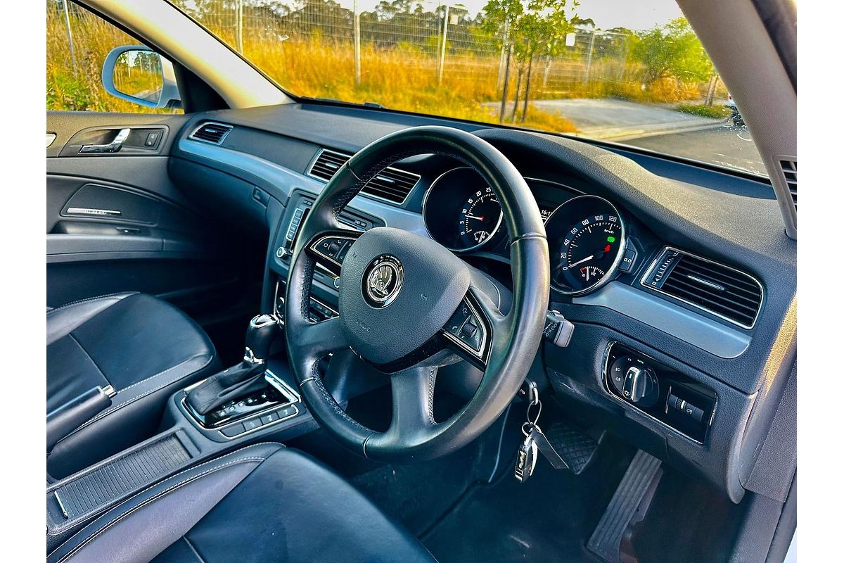 2014 SKODA Superb Elegance 125TDI 3T