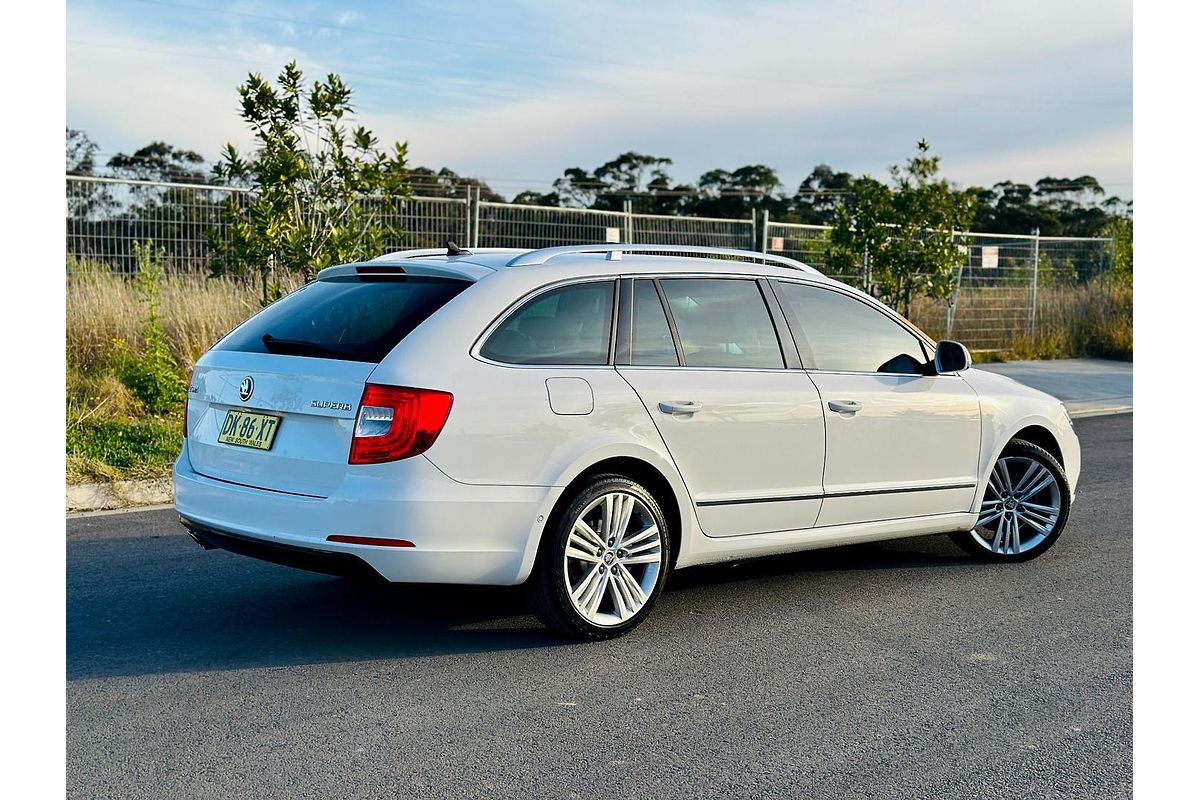 2014 SKODA Superb Elegance 125TDI 3T