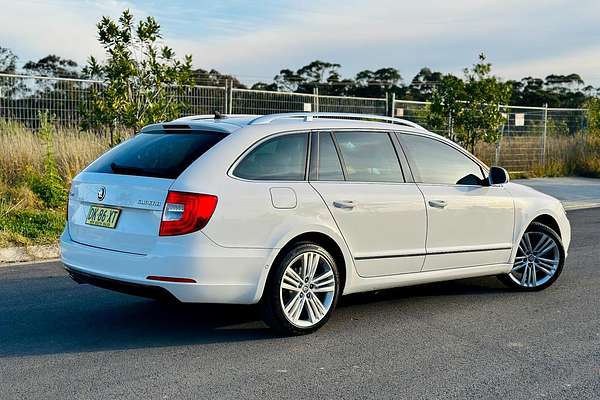 2014 SKODA Superb Elegance 125TDI 3T