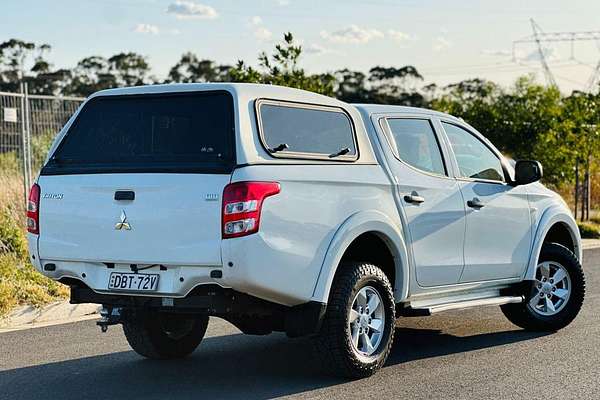 2015 Mitsubishi Triton GLX MQ 4X4