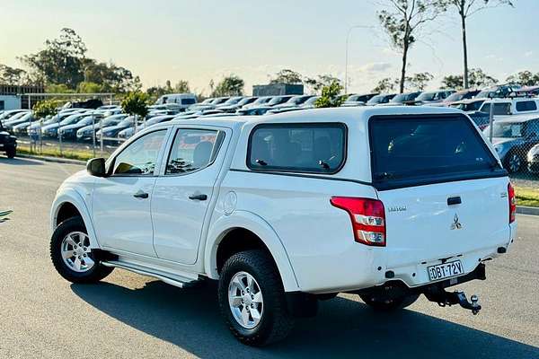 2015 Mitsubishi Triton GLX MQ 4X4