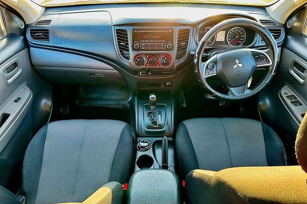 2015 Mitsubishi Triton GLX MQ 4X4