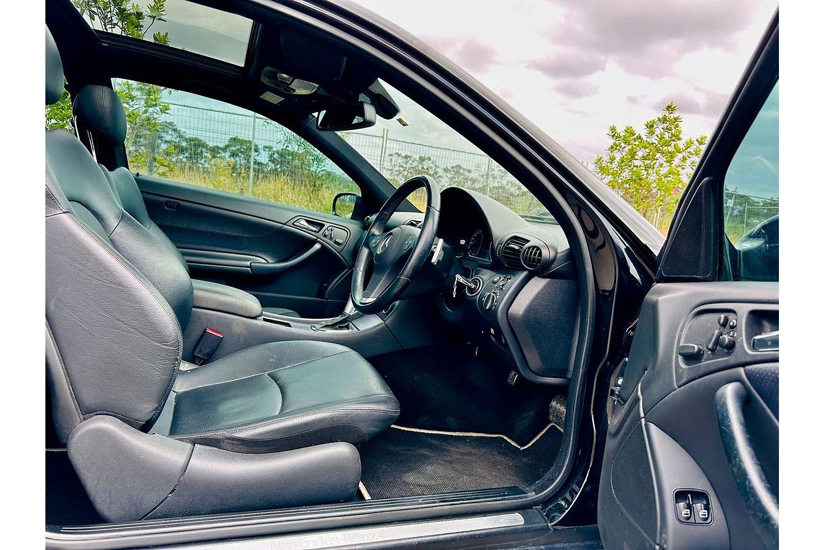 2010 Mercedes-Benz CLC-Class CLC200 Kompressor CL203