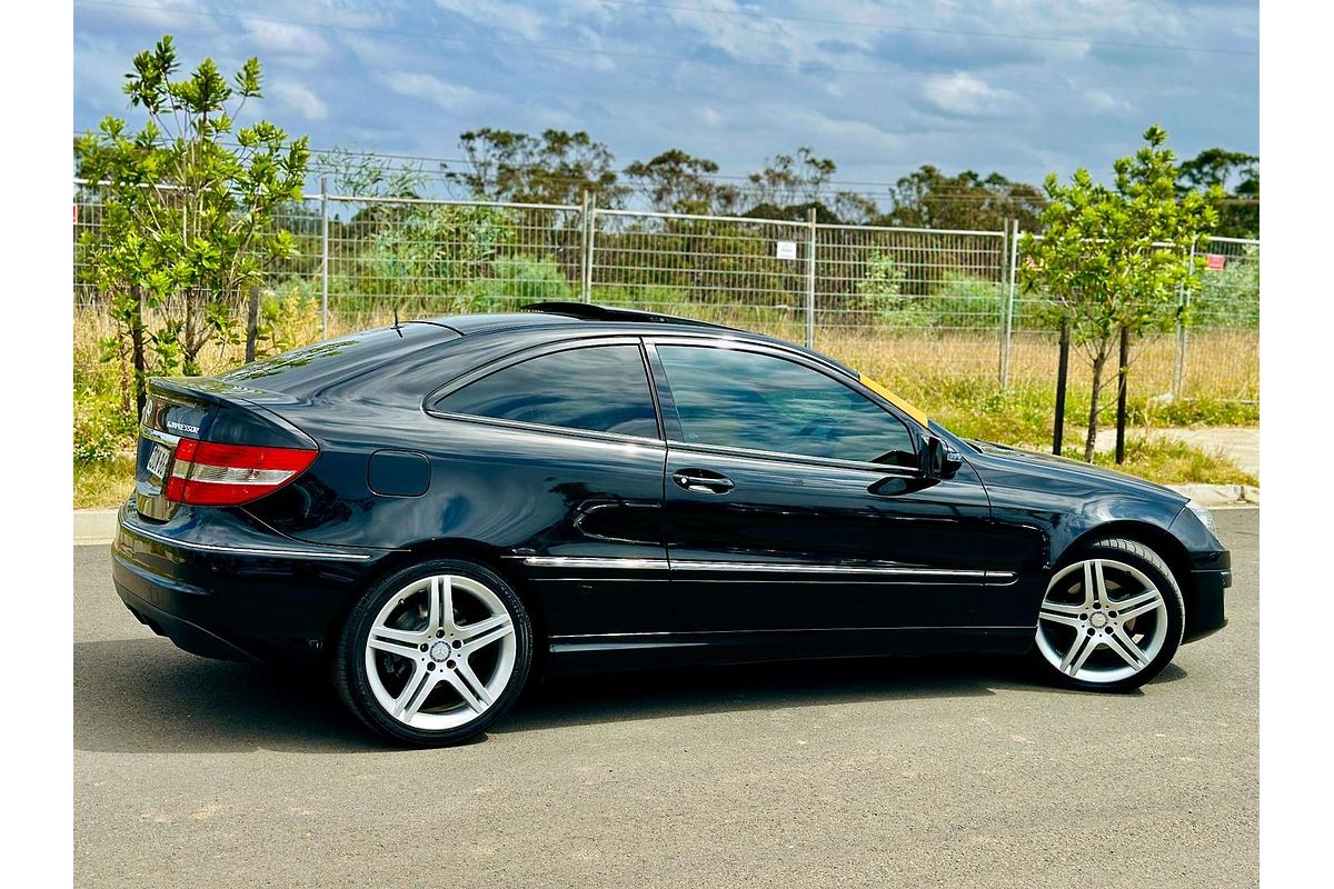 2010 Mercedes-Benz CLC-Class CLC200 Kompressor CL203