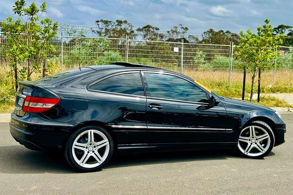 2010 Mercedes-Benz CLC-Class CLC200 Kompressor CL203