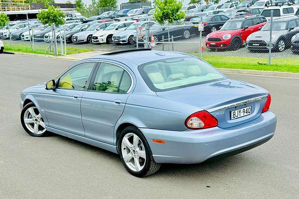 2009 Jaguar X-Type LE X400