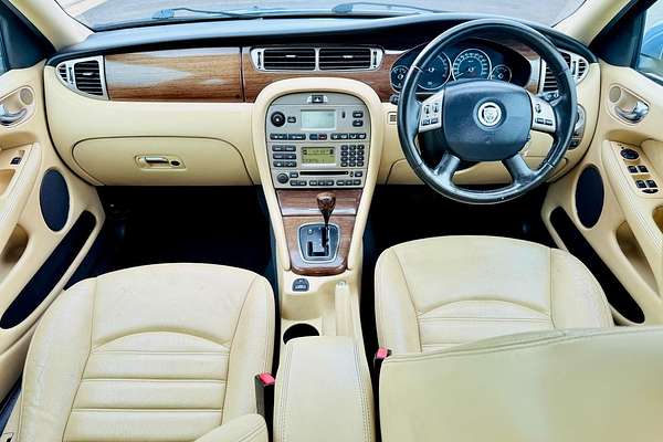 2009 Jaguar X-Type LE X400