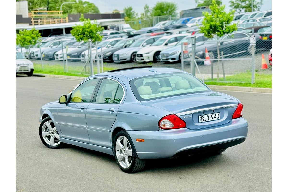 2009 Jaguar X-Type LE X400