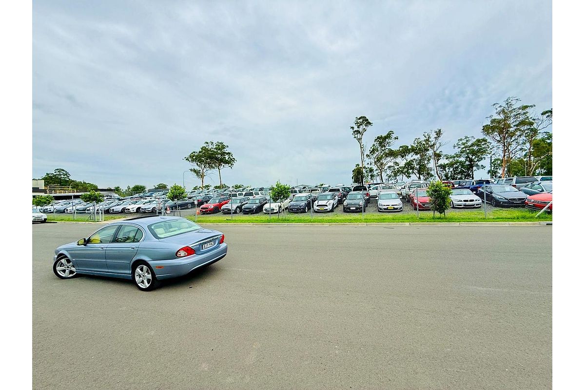 2009 Jaguar X-Type LE X400