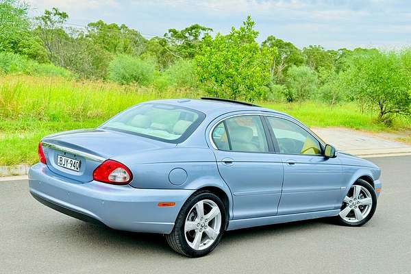 2009 Jaguar X-Type LE X400
