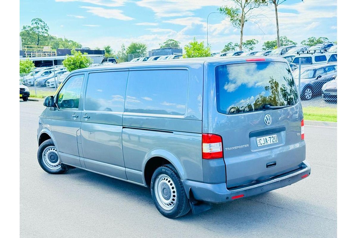 2012 Volkswagen Transporter TDI250 Runner T5 SWB