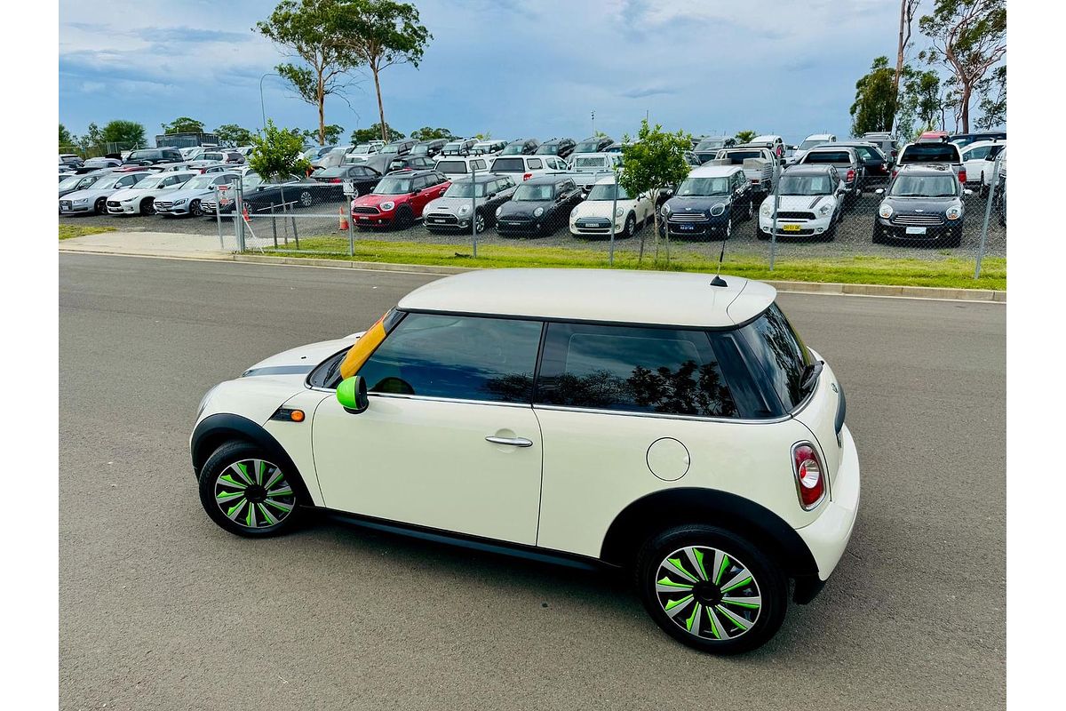 2011 MINI Cabrio Cooper R57 LCI