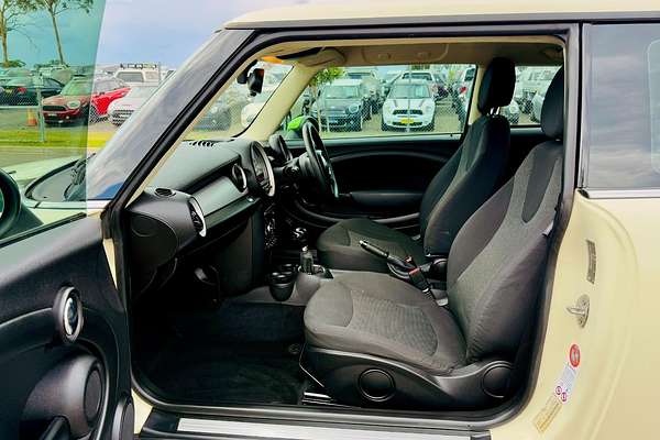 2011 MINI Cabrio Cooper R57 LCI