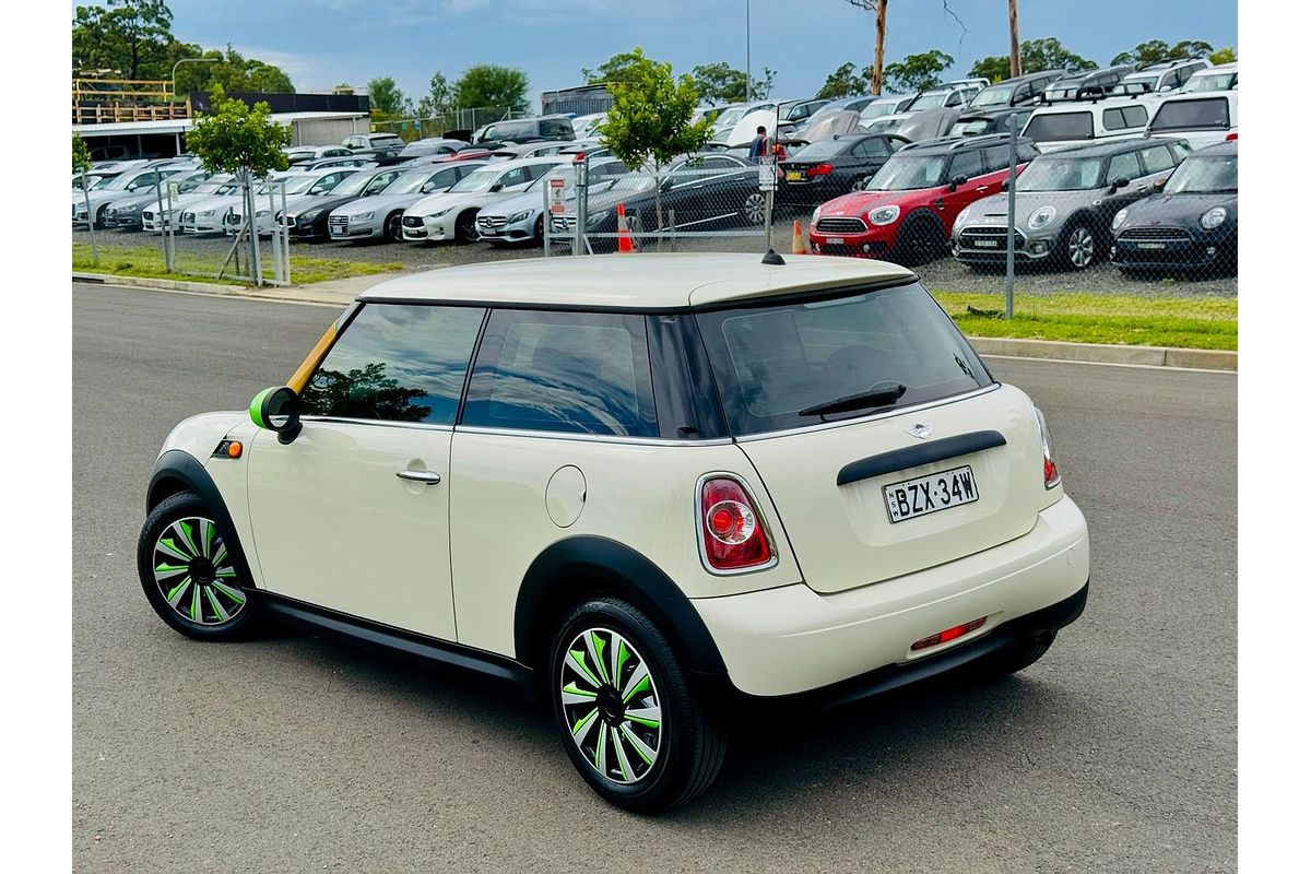 2011 MINI Cabrio Cooper R57 LCI