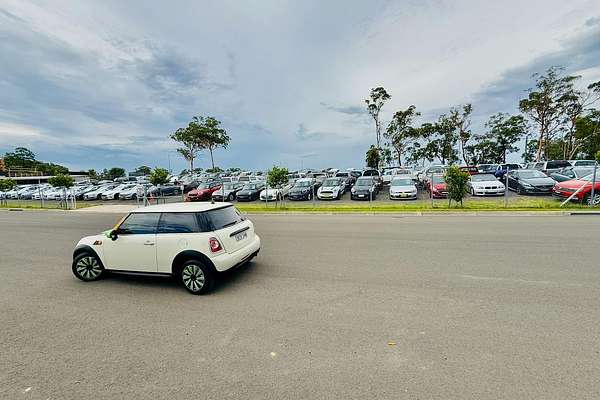2011 MINI Cabrio Cooper R57 LCI