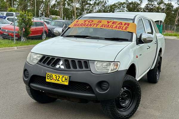 2009 Mitsubishi Triton GLX-R ML 4X4