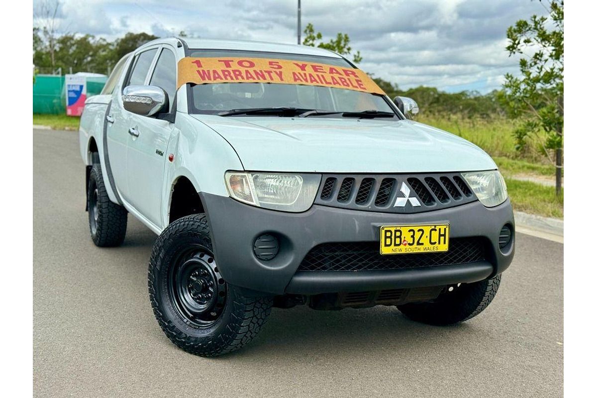 2009 Mitsubishi Triton GLX-R ML 4X4