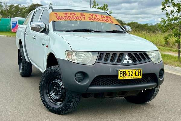 2009 Mitsubishi Triton GLX-R ML 4X4