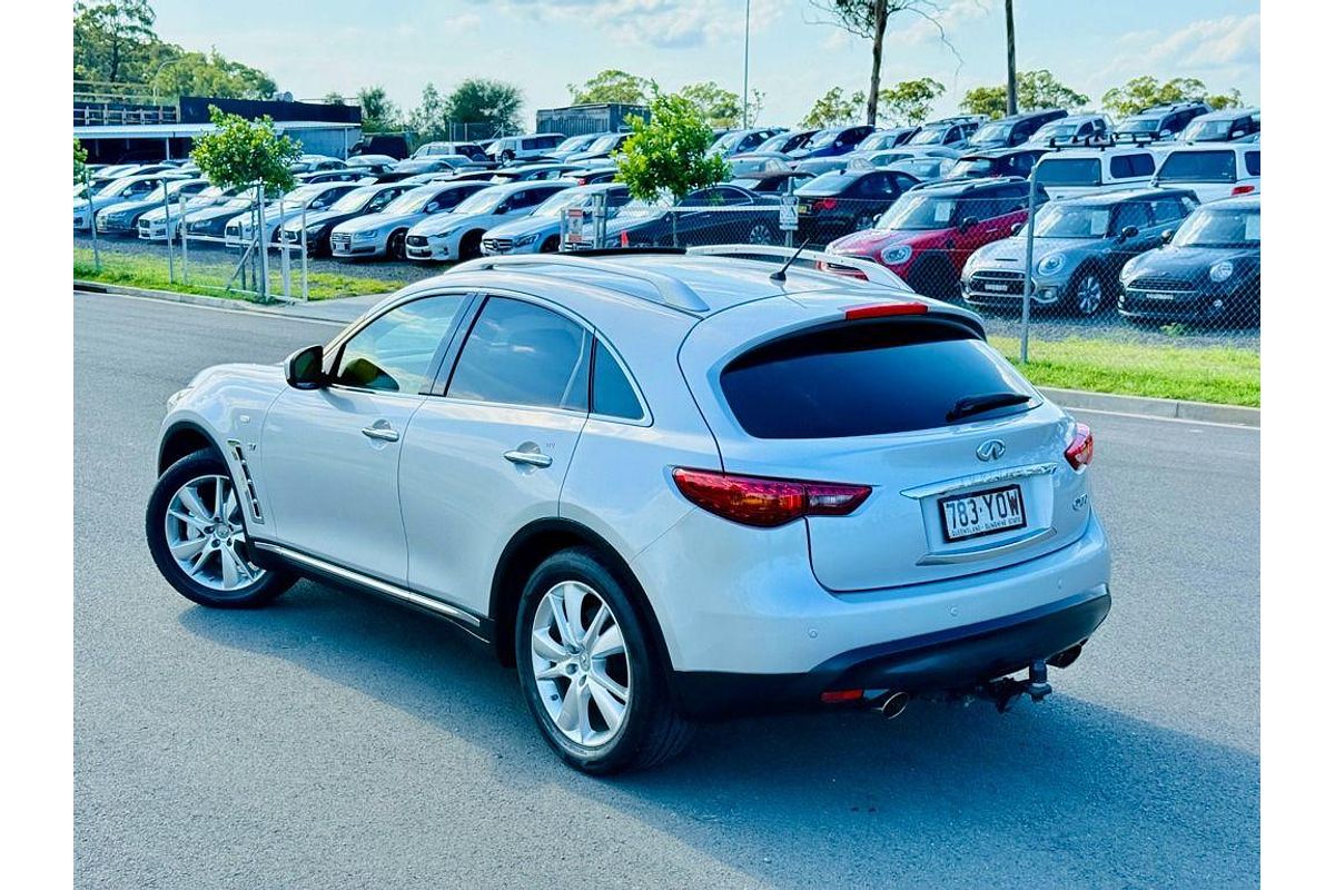 2014 INFINITI QX70 GT S51