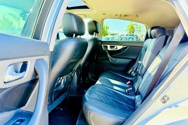 2014 INFINITI QX70 GT S51