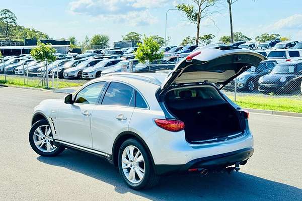 2014 INFINITI QX70 GT S51