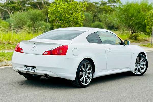 2009 INFINITI G37 S