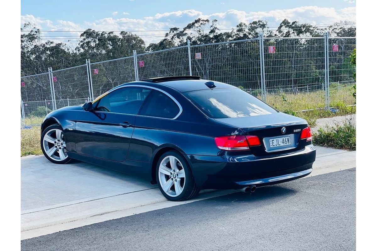 2007 BMW 3 Series 325i E92