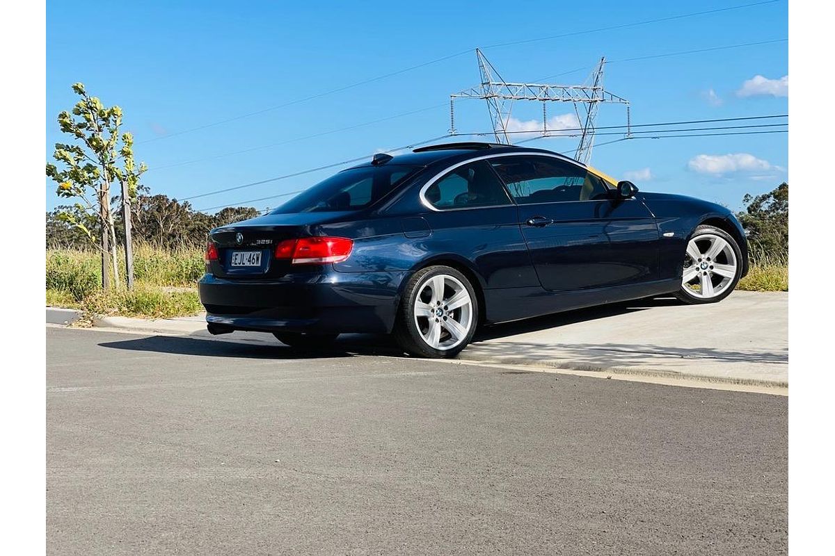2007 BMW 3 Series 325i E92