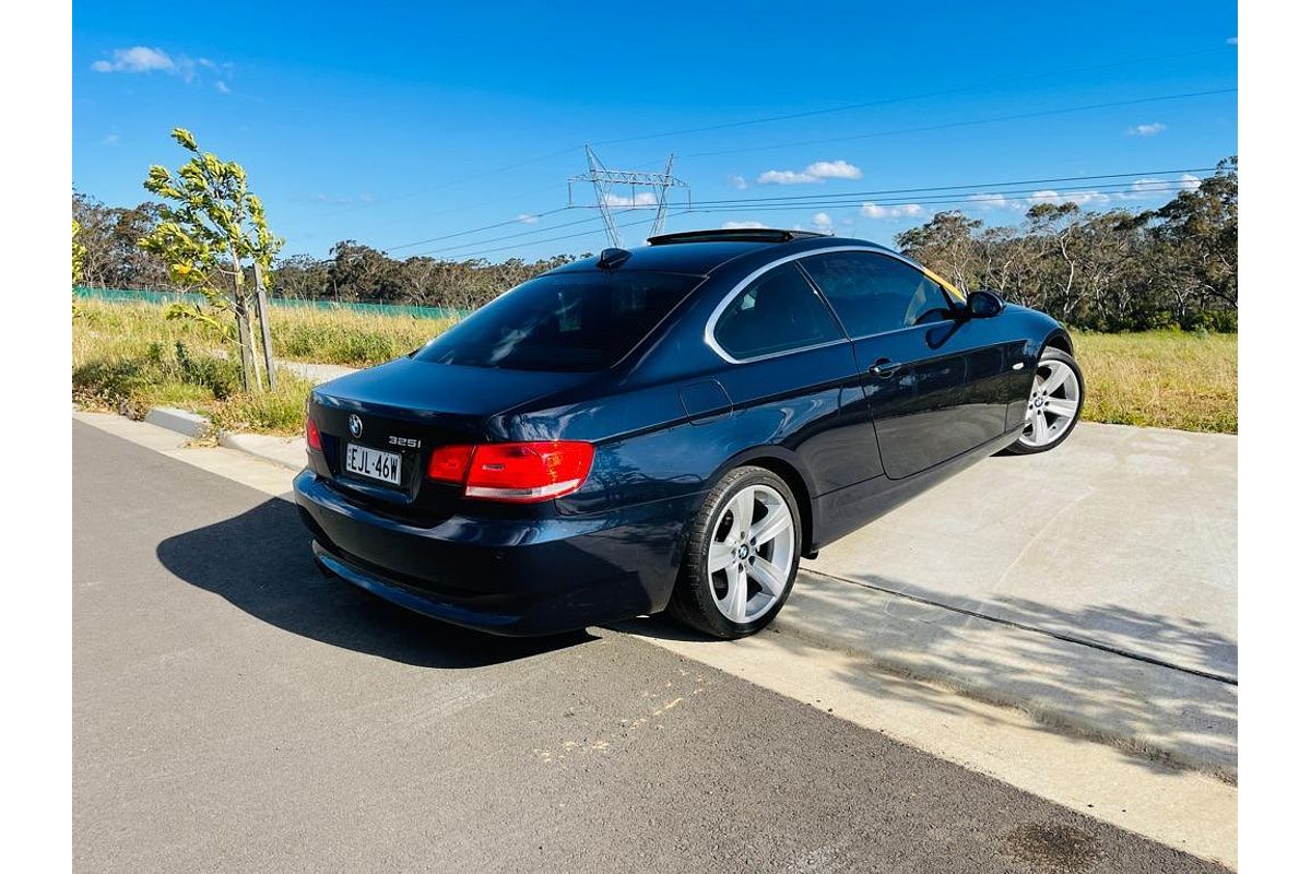 2007 BMW 3 Series 325i E92