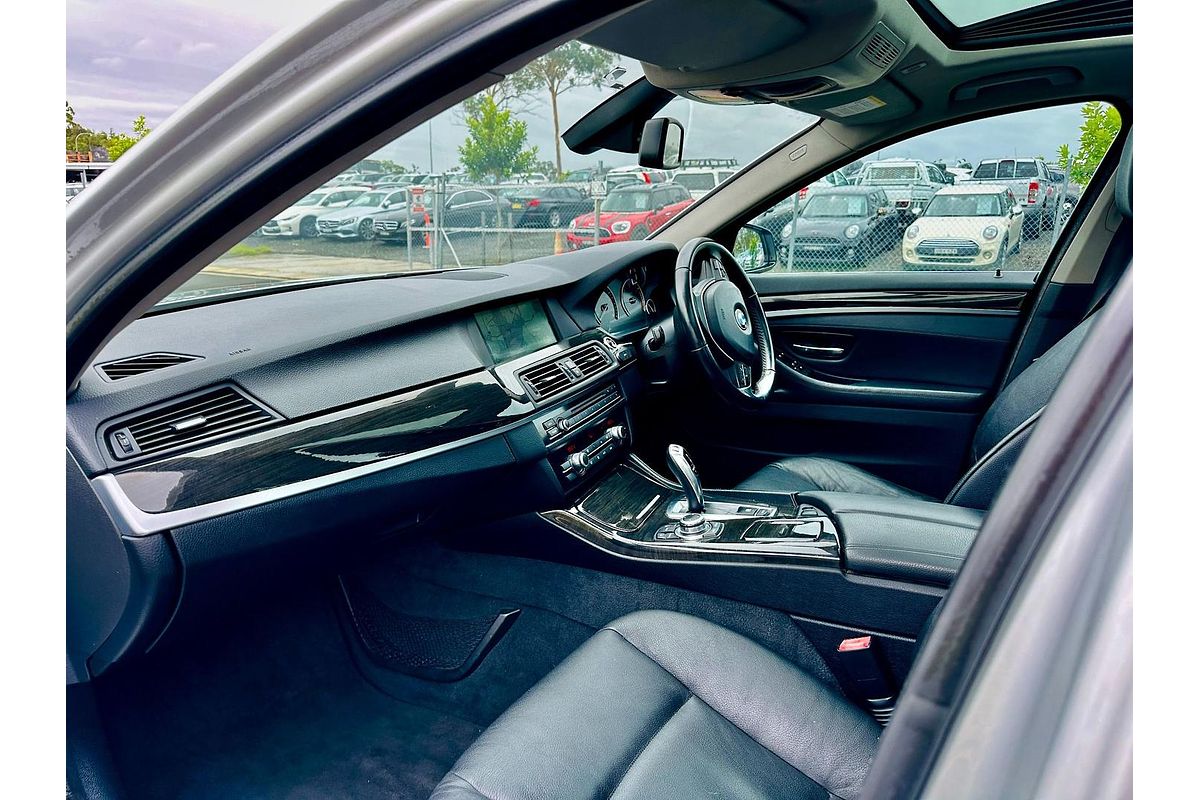 2011 BMW 5 Series 520d F10
