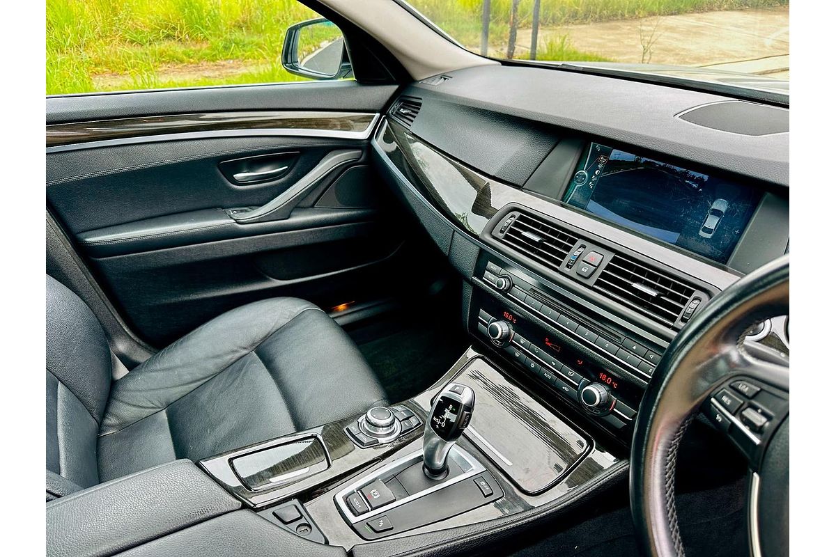 2011 BMW 5 Series 520d F10