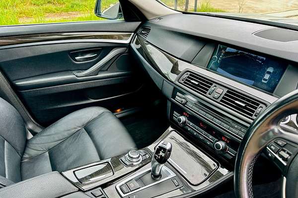 2011 BMW 5 Series 520d F10