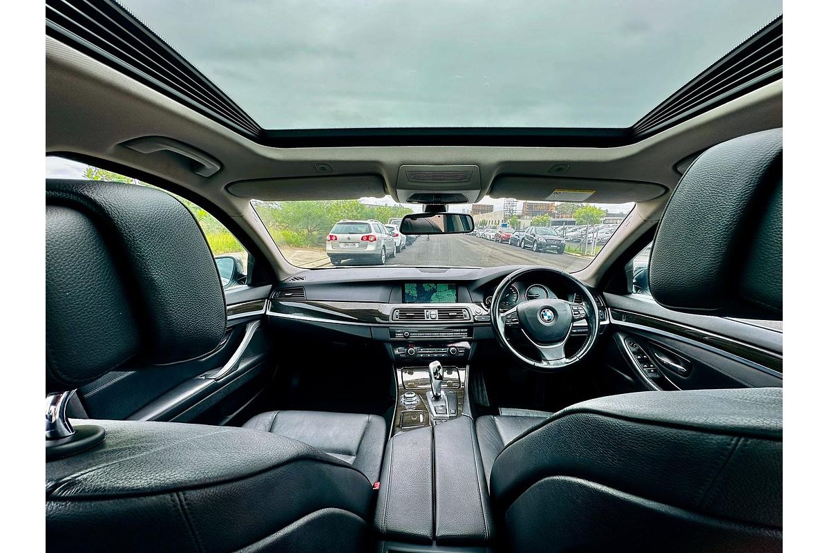 2011 BMW 5 Series 520d F10