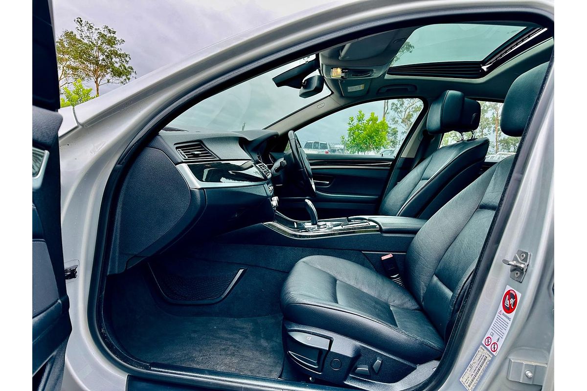 2011 BMW 5 Series 520d F10