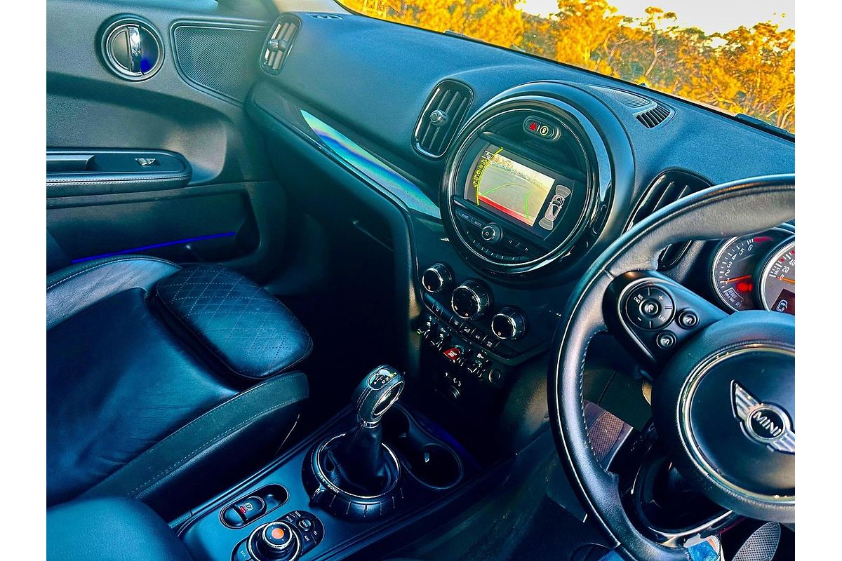 2017 MINI Countryman Cooper F60