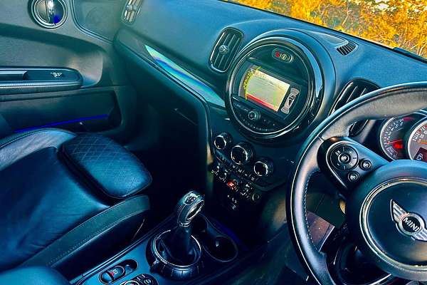 2017 MINI Countryman Cooper F60