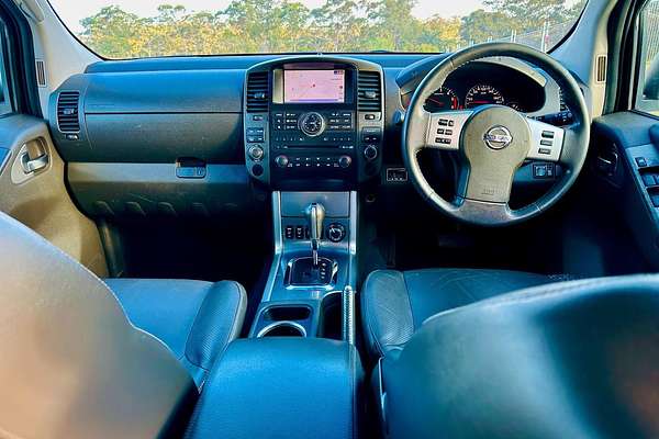 2011 Nissan Navara ST-X 550 D40 4X4