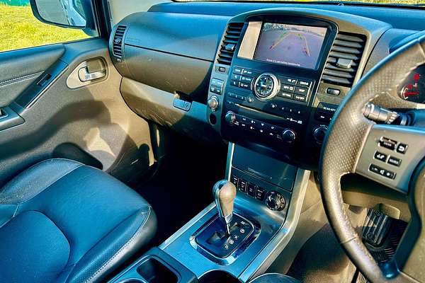 2011 Nissan Navara ST-X 550 D40 4X4