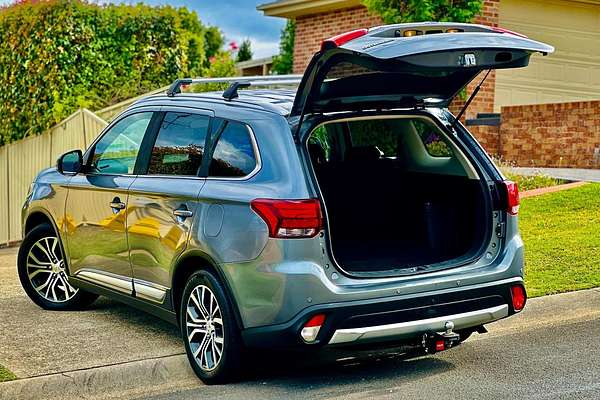 2016 Mitsubishi Outlander LS ZK