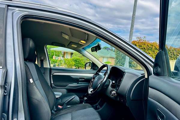 2016 Mitsubishi Outlander LS ZK
