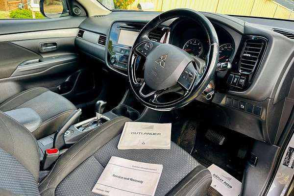 2016 Mitsubishi Outlander LS ZK