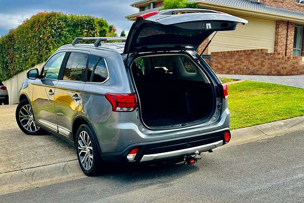 2016 Mitsubishi Outlander LS ZK