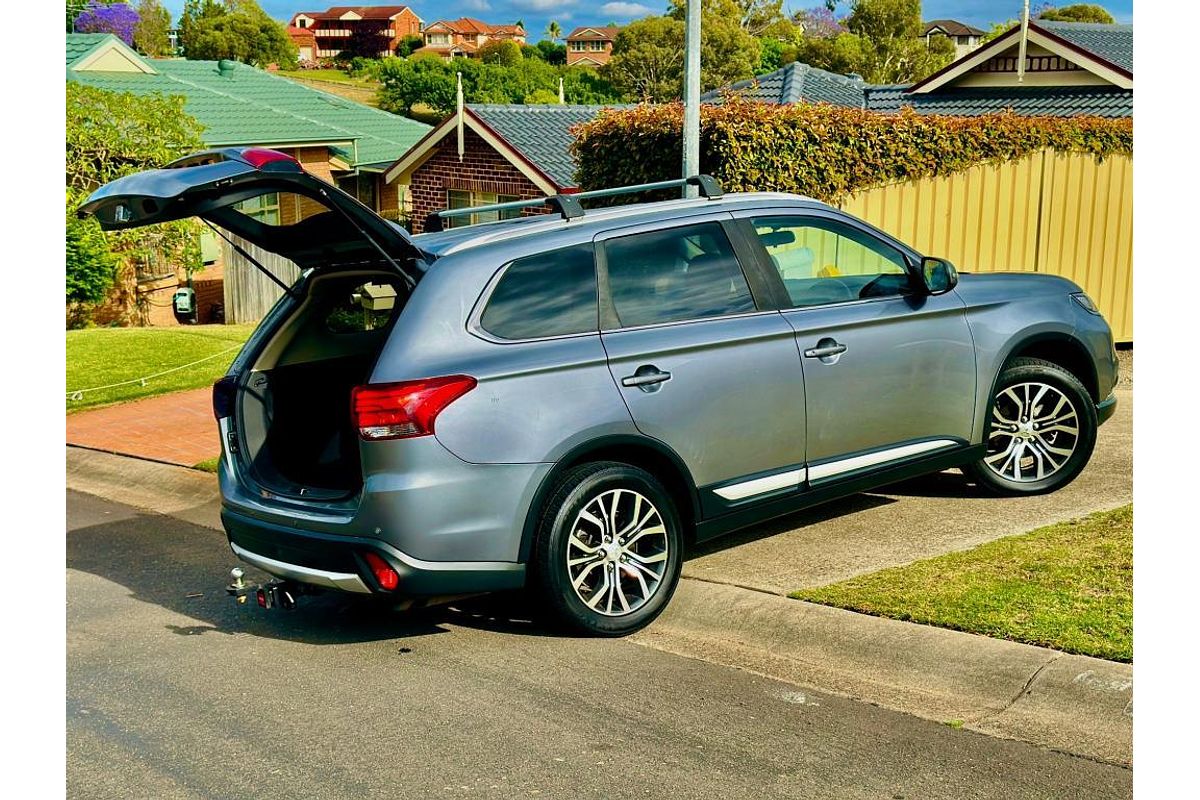2016 Mitsubishi Outlander LS ZK