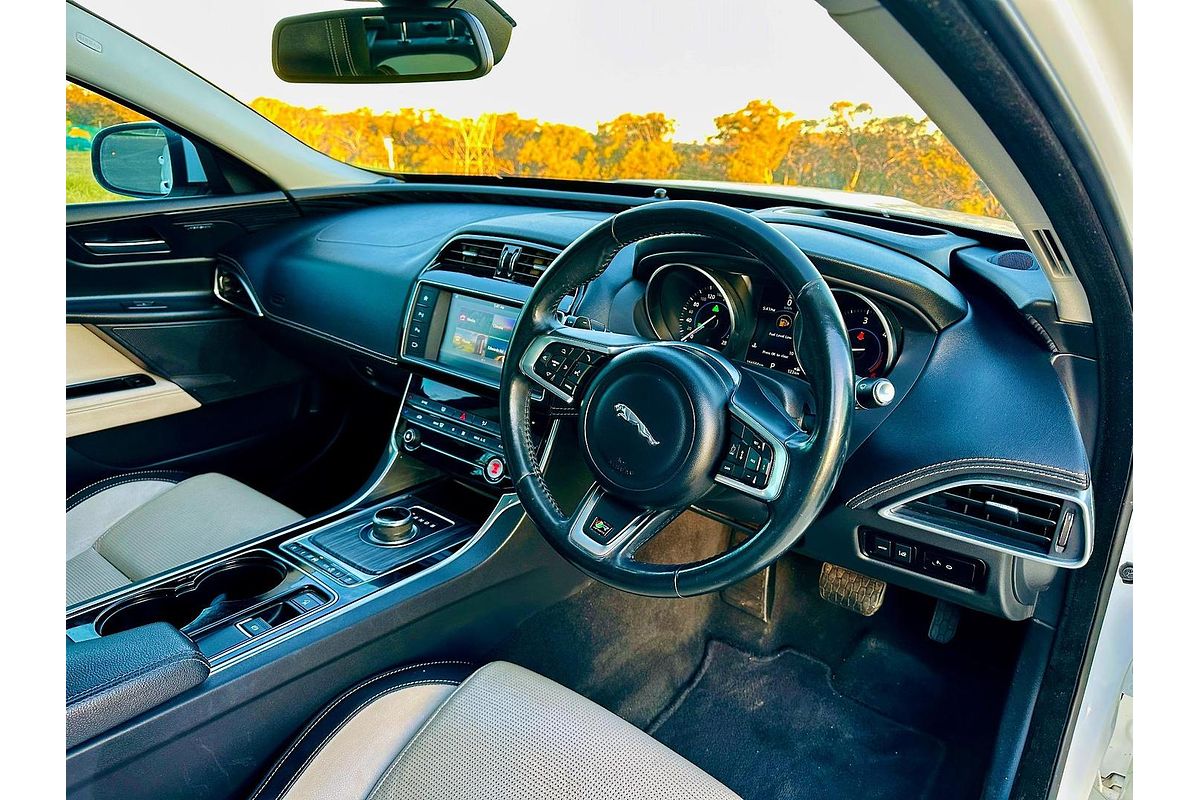 2016 Jaguar XE 20d R-Sport X760